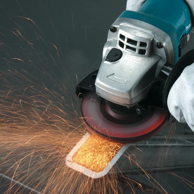 Makita 9558HNRG Avuç Taşlama thumbnail 2