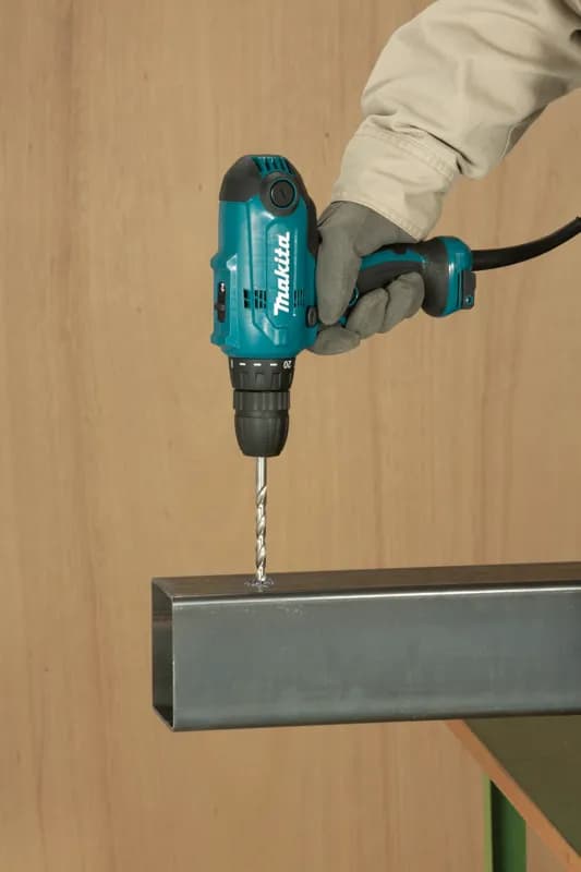 Makita DF0300 Darbesiz Matkap thumbnail 3